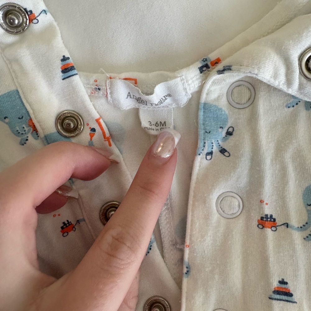 Three Cute Baby Rompers - Picture 3 of 4